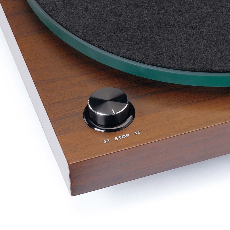Lenco LBT-225WA Bluetooth record player with wooden finish and belt-drive system, premium vinyl turntable for wireless home audio setup
